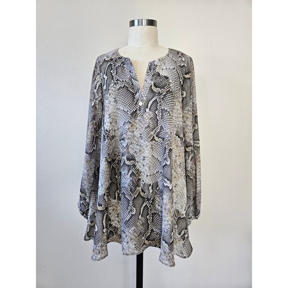 Show Me Your Mumu Python Print Jamie Tunic, Size S - Picture 2 of 12